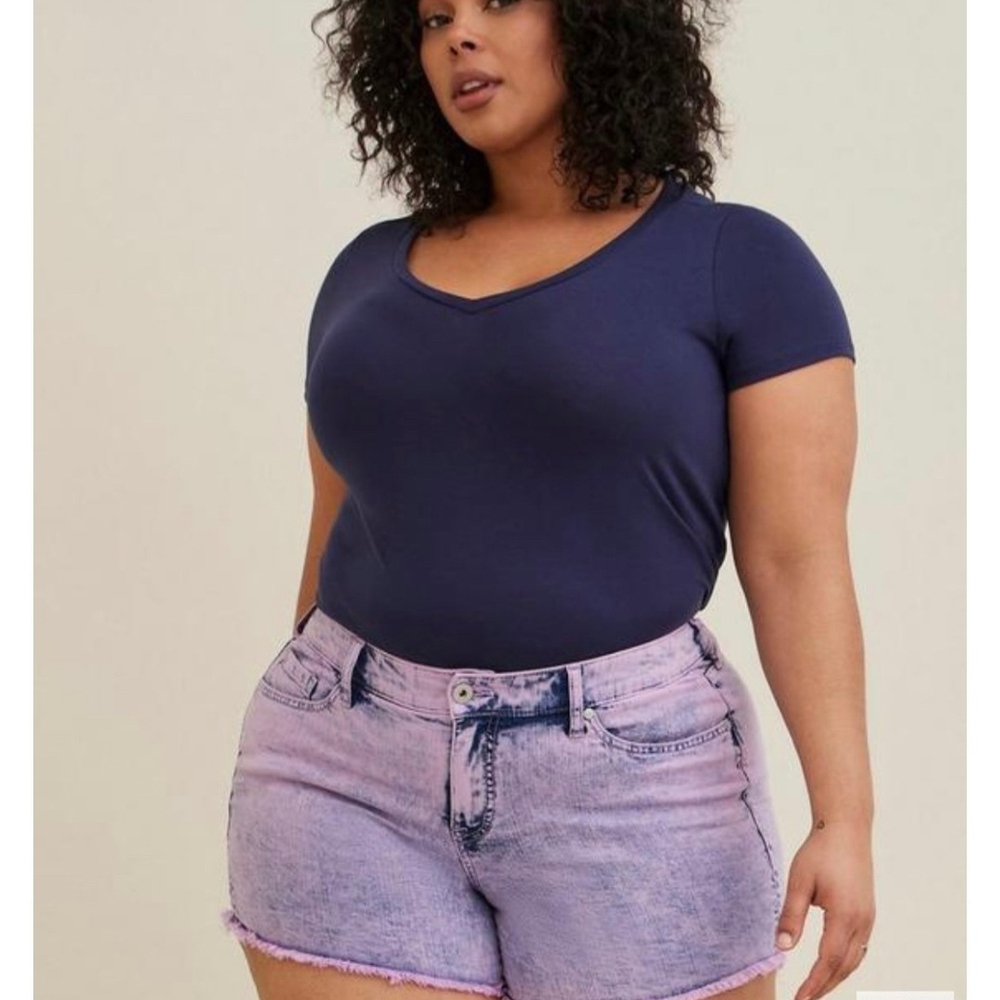 Torrid Vintage Stretch Purple Denim Shorts Size 16